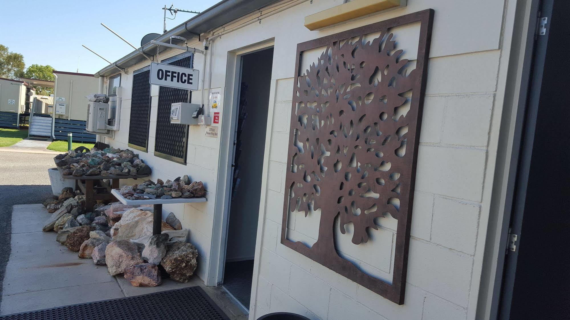 Leichhardt Alojamiento Mount Isa Exterior foto